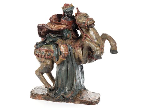 Museale Krippenfigur in Terrakotta, Einer der Heiligen Drei Könige zu Pferde